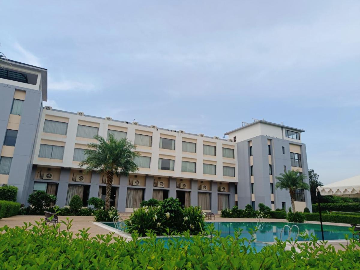 Savitri Resort Pushkar Exterior photo